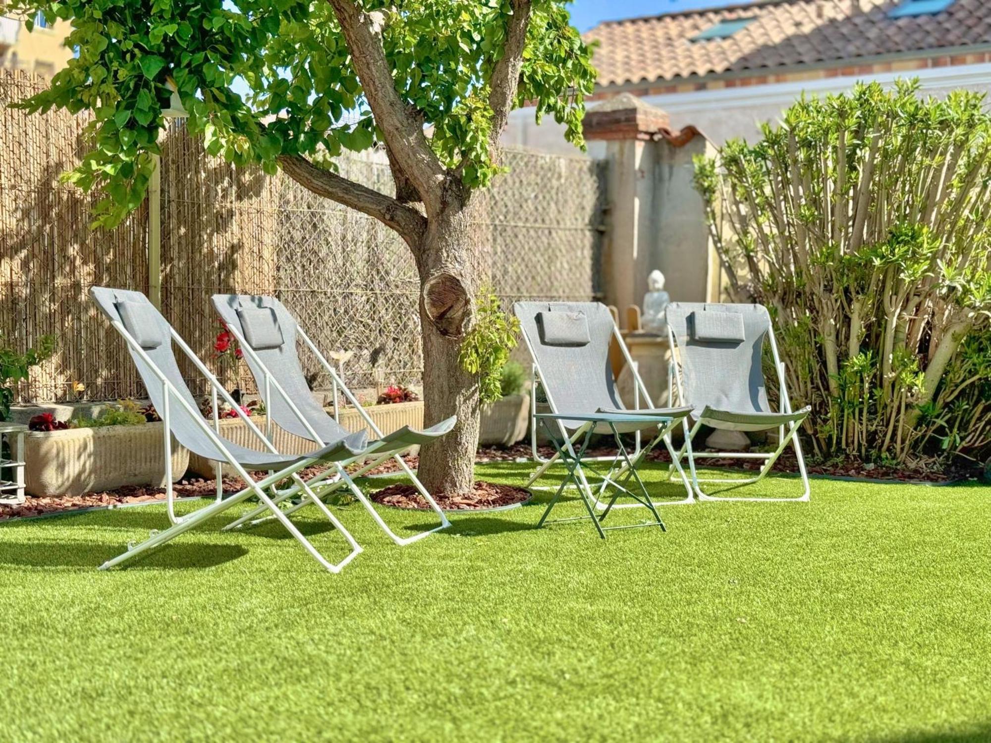 Maison Confort & Silence, Jardin & Barbecue Марсель Экстерьер фото